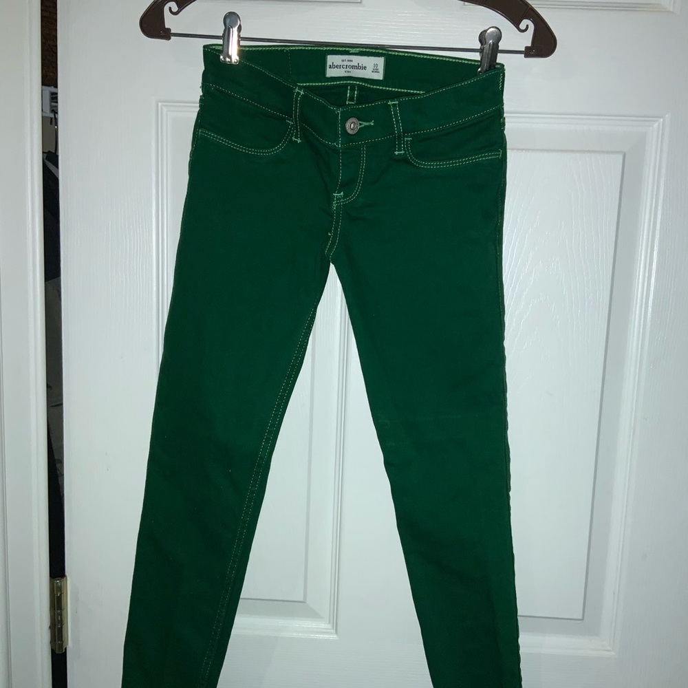 Brand new, never worn Aeropostale green jeans